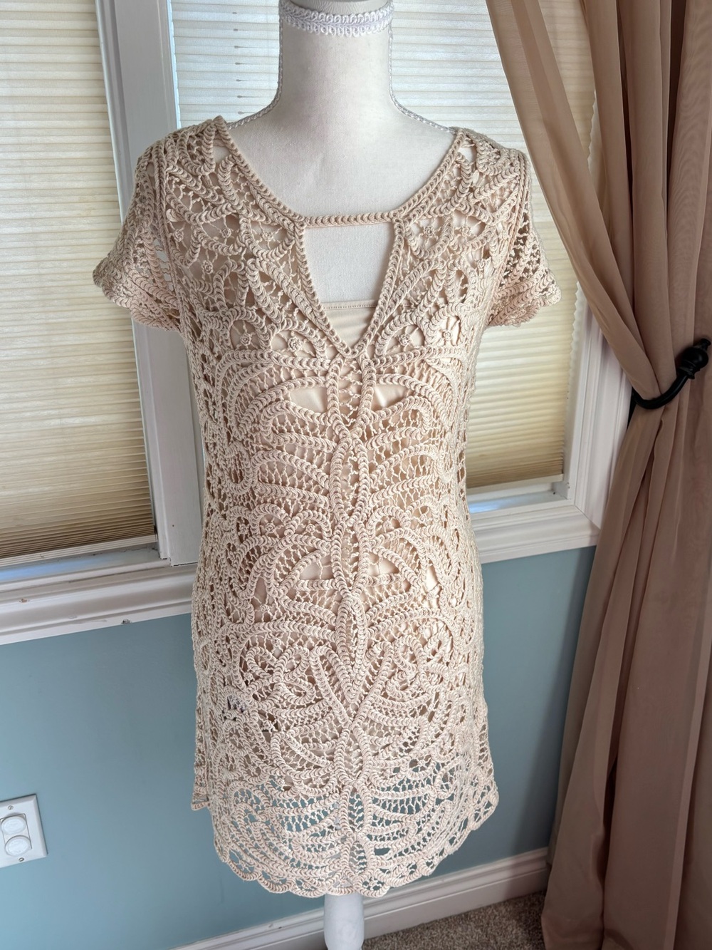 BCBG Maxazria Cream Crochet Lace Mini Dress